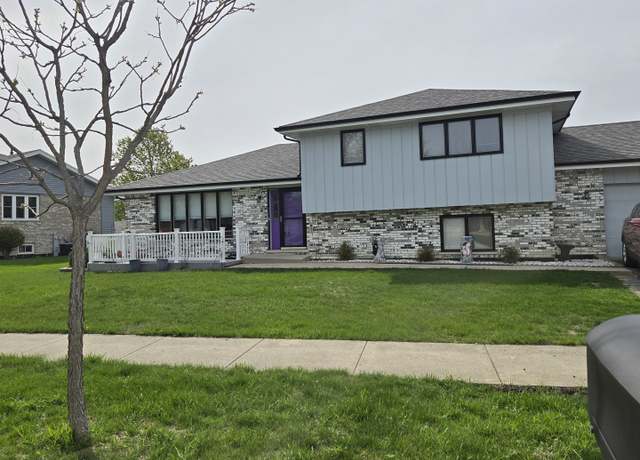 Property at 8919 Meadowview Dr, Orland Hills, IL 60487, 3 beds, 2 baths