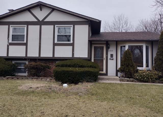 Property at 3702 Peach Grove Ln, Hazel Crest, IL 60429, 4 beds, 1.5 baths