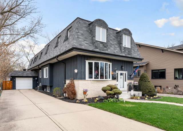 Property at 5706 N New Hampshire Ave, Chicago, IL 60631, 6 beds, 3.5 baths