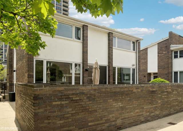 Property at 58 W Schiller St, Chicago, IL 60610, 3 beds, 2.5 baths
