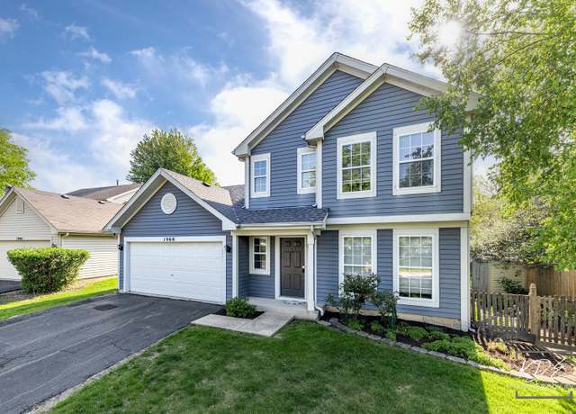 Property at 1068 Selma Ln, Naperville, IL 60540, 3 beds, 1.5 baths