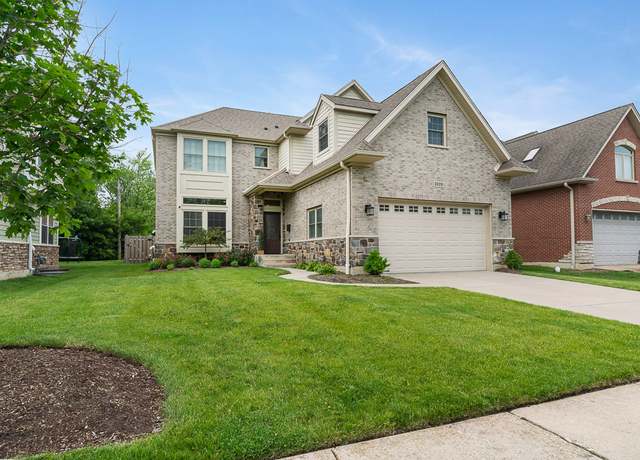 Property at 2028 Maple Ave, Northbrook, IL 60062, 5 beds, 4.5 baths