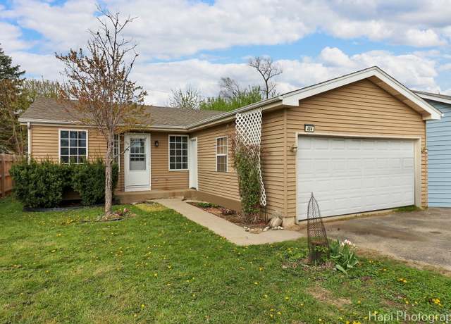 Property at 404 Rand Rd, Lakemoor, IL 60050, 3 beds, 1 bath