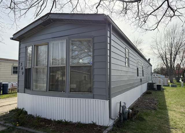 Property at 340 Tullamore Ter, Matteson, IL 60443, 2 beds, 1 bath