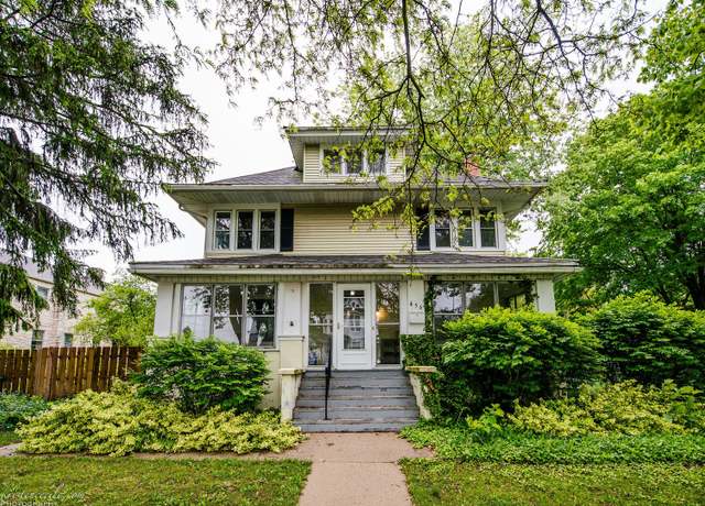 Property at 456 S Indiana Ave, Kankakee, IL 60901, 4 beds, 2.5 baths