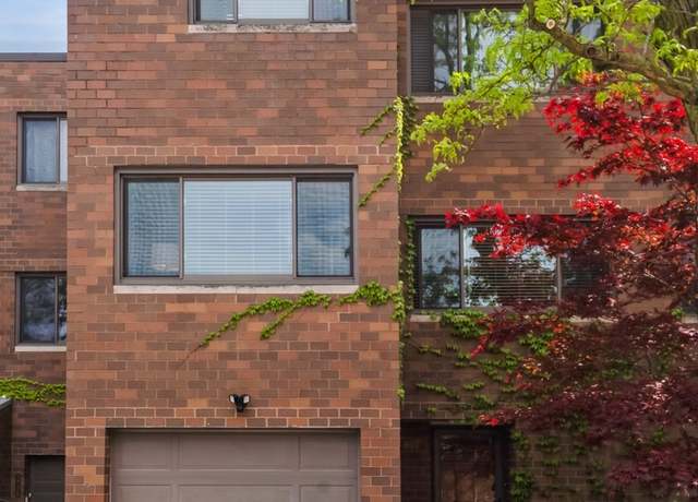 Property at 607 W Willow St, Chicago, IL 60614, 3 beds, 2.5 baths