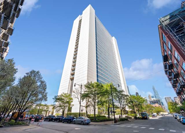 Property at 500 W Superior St #805, Chicago, IL 60654, 3 beds, 2.5 baths