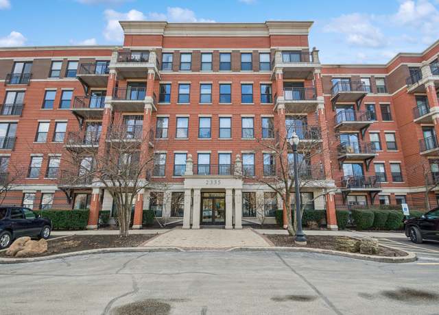 Property at 2335 W Belle Plaine Ave #211, Chicago, IL 60618, 2 beds, 2 baths