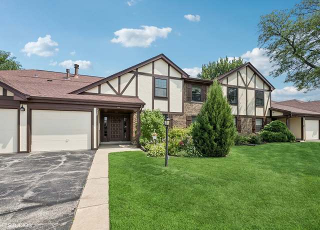 Property at 1538 Heather Ct Unit B2, Wheeling, IL 60090, 2 beds, 2 baths
