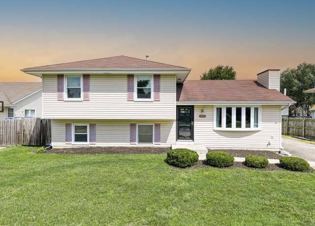 Property at 2004 Cumberland Dr, Plainfield, IL 60586, 4 beds, 2 baths