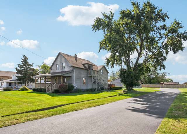 Property at 2855 Glenwood Lansing Rd, Lynwood, IL 60411, 3 beds, 2 baths