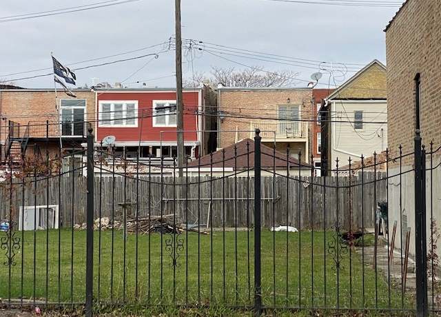 Property at 2426 W Arthington St, Chicago, IL 60612