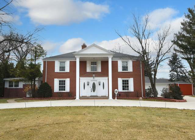 Property at 305 N Reed St, Joliet, IL 60435, 5 beds, 6 baths
