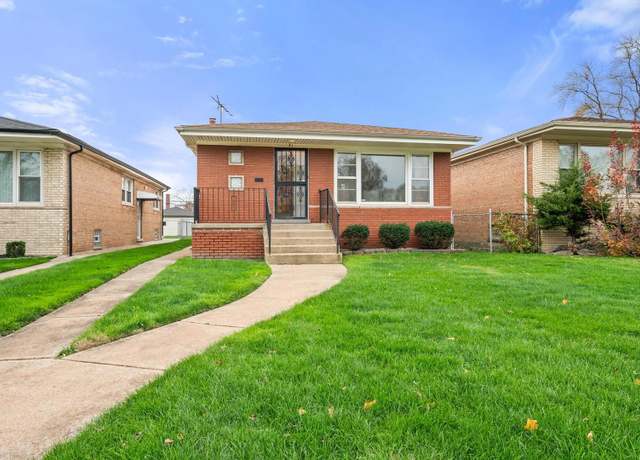 Property at 31 W 126th Pl, Chicago, IL 60628, 3 beds, 2 baths