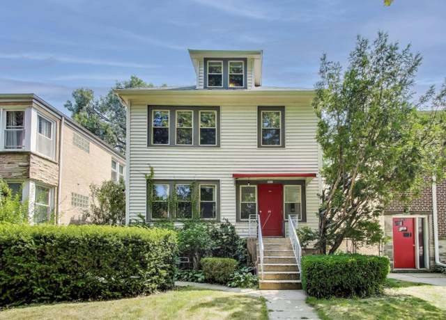 Property at 1810 Washington St, Evanston, IL 60202, 7 beds, 3 baths