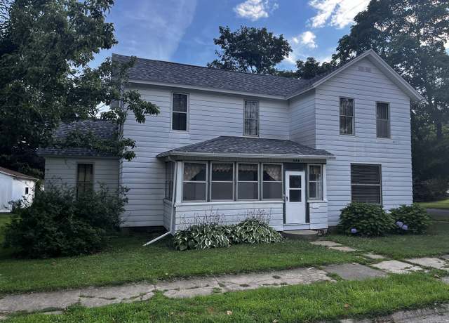 Property at 201 E Morris St, Morrison, IL 61270, 4 beds, 2 baths