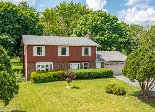 Property at 11S546 Whittington Ln, Naperville, IL 60564, 4 beds, 2.5 baths