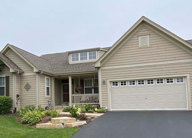 Property at 459 E Amberside Dr, Elgin, IL 60124, 3 beds, 3 baths
