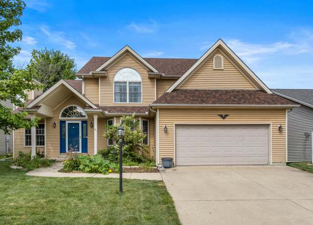 Property at 1411 Brookhaven Dr, Mahomet, IL 61853, 4 beds, 3.5 baths
