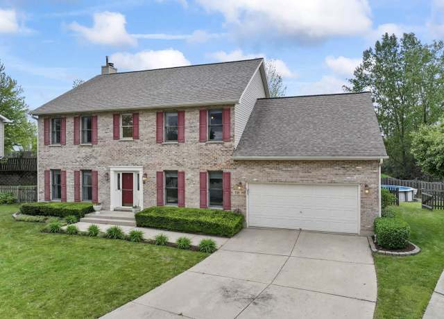 Property at 730 N Hundley St, Hoffman Estates, IL 60169, 5 beds, 3.5 baths