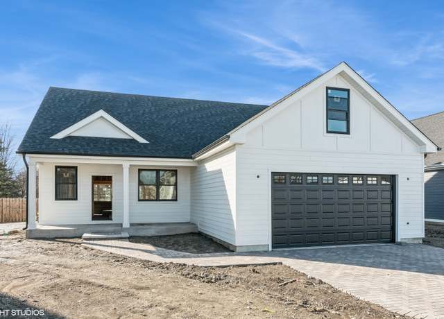 Property at 4009 Faith Ln, St. Charles, IL 60174, 3 beds, 2.5 baths