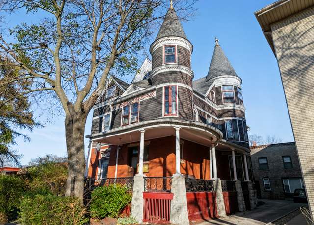 Property at 420 N Marion St, Oak Park, IL 60302, 10 beds, 5 baths