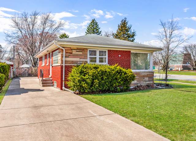 Property at 146 Bassford Ave, La Grange, IL 60525, 3 beds, 1.5 baths