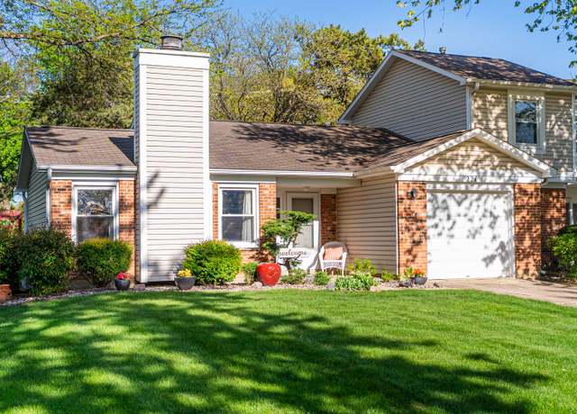 Property at 221 Pebble Creek Dr, Bloomingdale, IL 60108, 2 beds, 1 bath