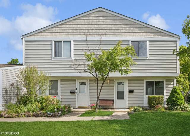Property at 852 Oxford Pl #852, Wheeling, IL 60090, 3 beds, 1.5 baths