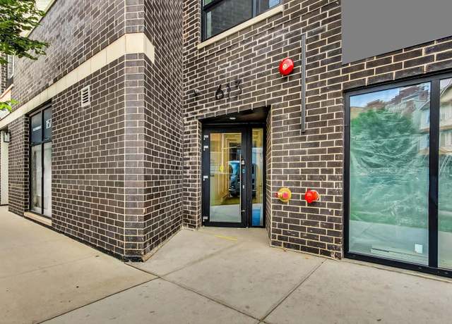 Property at 613 N Ogden Ave Unit 4W, Chicago, IL 60642, 3 beds, 2.5 baths