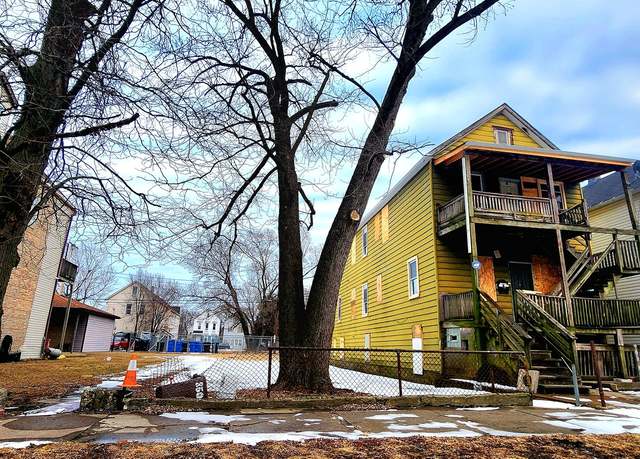 Property at 8507 S Brandon Ave, Chicago, IL 60617