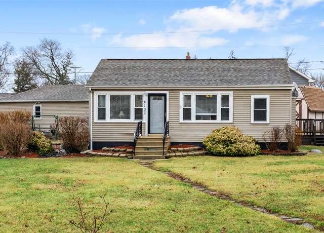 Property at 4103 N Adams St, Westmont, IL 60559, 2 beds, 1 bath