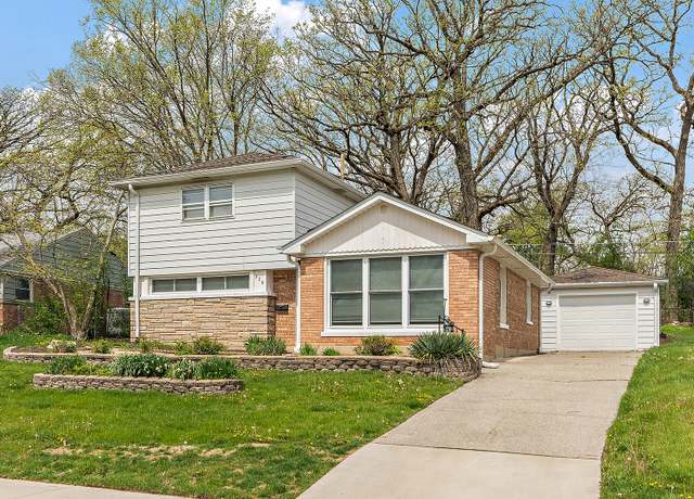 Property at 320 Oakwood St, Park Forest, IL 60466, 4 beds, 2.5 baths