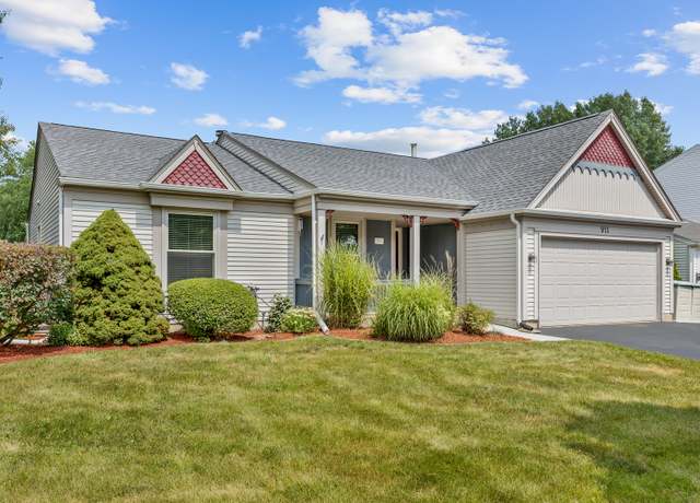 Property at 911 Royal Glen Ln, Carol Stream, IL 60188, 3 beds, 3 baths