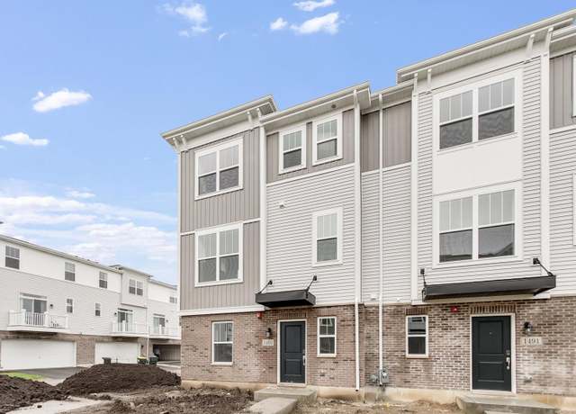 Property at 1493 Blaine St, Des Plaines, IL 60018, 3 beds, 2.5 baths