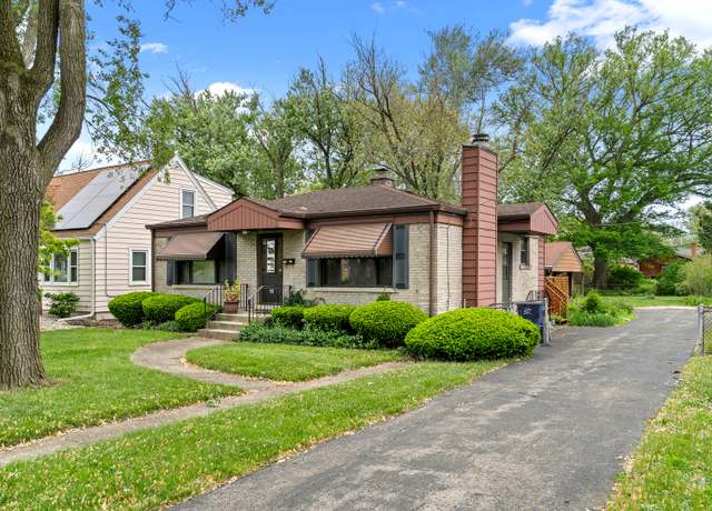Property at 16 W Monroe St, Villa Park, IL 60181, 2 beds, 1.5 baths