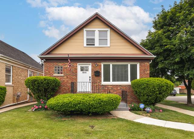 Property at 1946 N 75th Ct, Elmwood Park, IL 60707, 4 beds, 2 baths