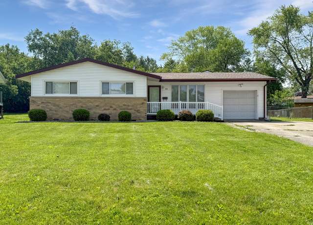 Property at 1712 Gleason Dr, Rantoul, IL 61866, 4 beds, 1.5 baths