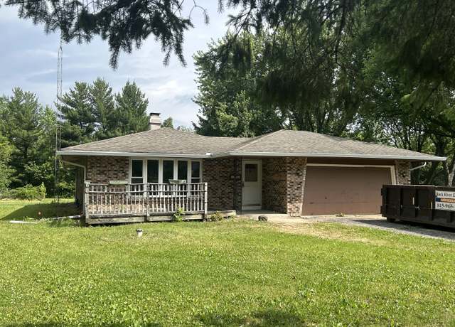 Property at 3302 Chick Charney Dr, Rockford, IL 61109, 3 beds, 1.5 baths