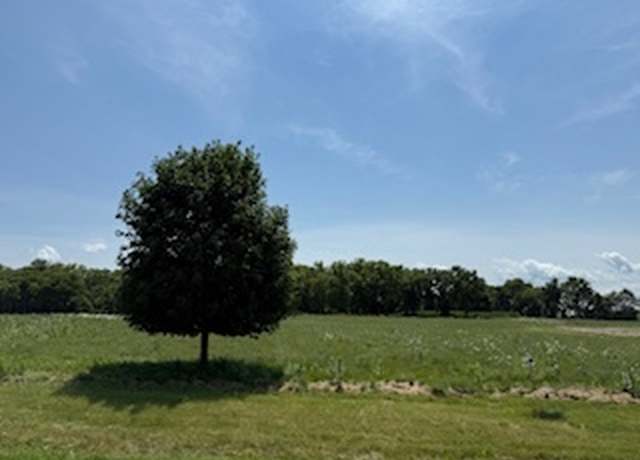 Property at 2209 Ann Ln, Woodstock, IL 60098