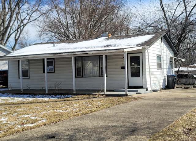 Property at 2413 Joppa Ave, Zion, IL 60099, 3 beds, 2 baths
