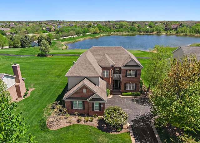 Property at 4 Tournament Dr S, Hawthorn Woods, IL 60047, 4 beds, 3.5 baths
