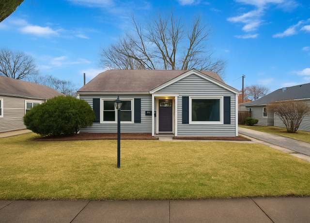 Property at 9212 S 49th Ct, Oak Lawn, IL 60453, 2 beds, 1 bath