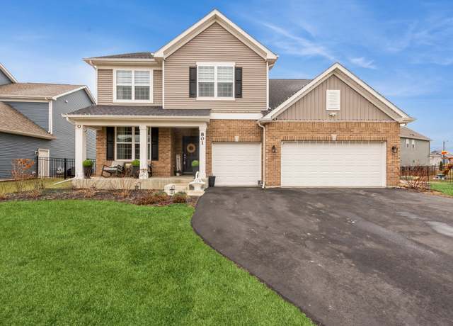 Property at 801 Treeline Dr, Algonquin, IL 60102, 4 beds, 2.5 baths