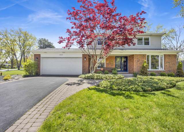 Property at 3025 Oxford Ln, Northbrook, IL 60062, 4 beds, 2.5 baths
