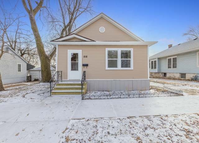 Property at 818 Croghan Ave, Joliet, IL 60436, 2 beds, 1 bath