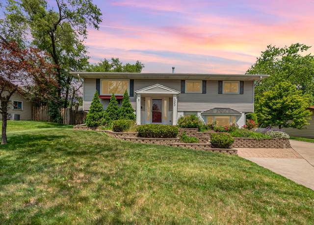 Property at 1320 Jefferson Rd, Hoffman Estates, IL 60169, 4 beds, 2 baths