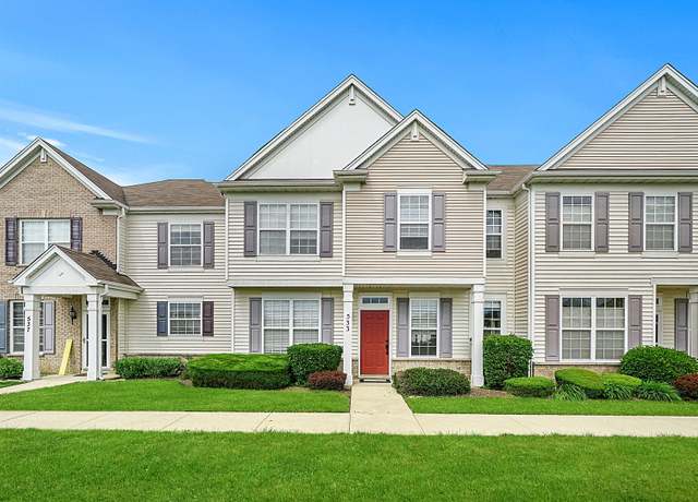 Property at 533 Cannon Ball Dr, Grayslake, IL 60030, 3 beds, 2.5 baths