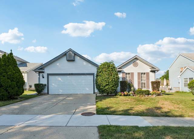 Property at 1192 Sumac Trl, Hoffman Estates, IL 60192, 3 beds, 2 baths