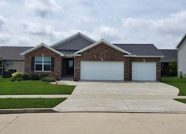 Property at 2713 Fieldstone Ct, Normal, IL 61761, 3 beds, 3 baths
